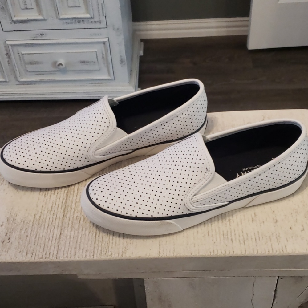 Sperry Sliders